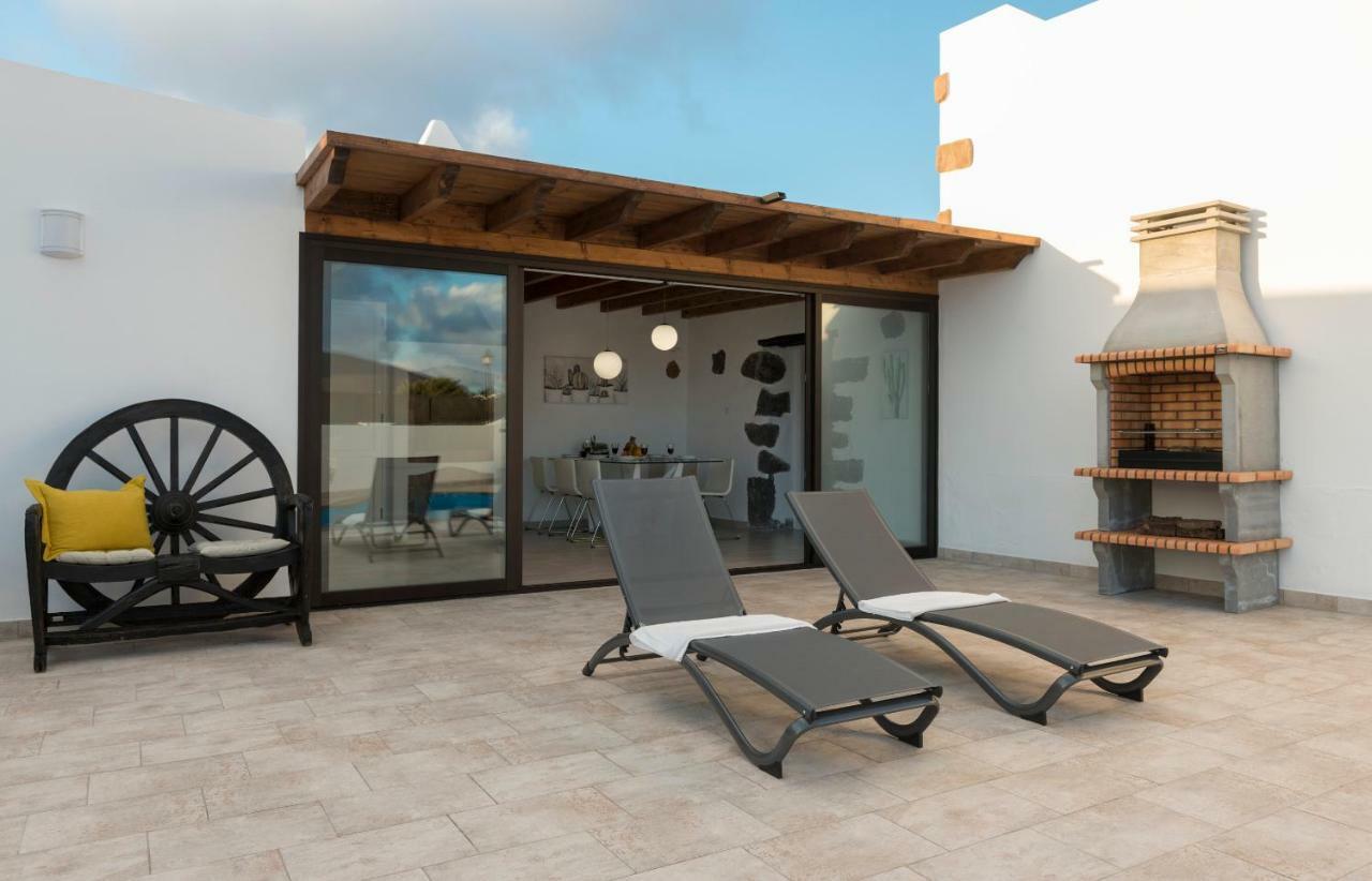 Casa Valeria Villa Тинахо Екстериор снимка