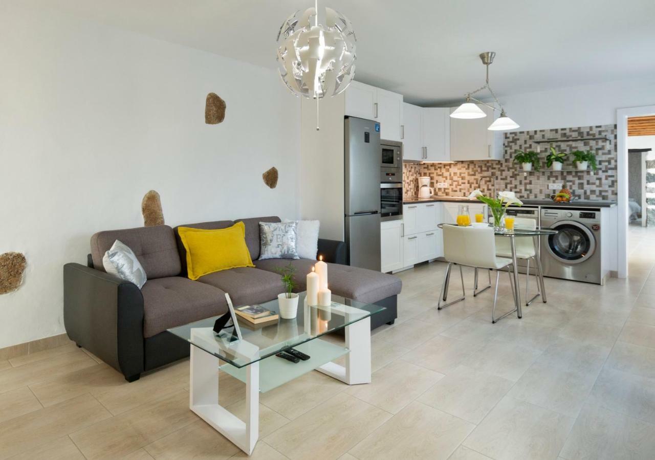 Casa Valeria Villa Тинахо Екстериор снимка