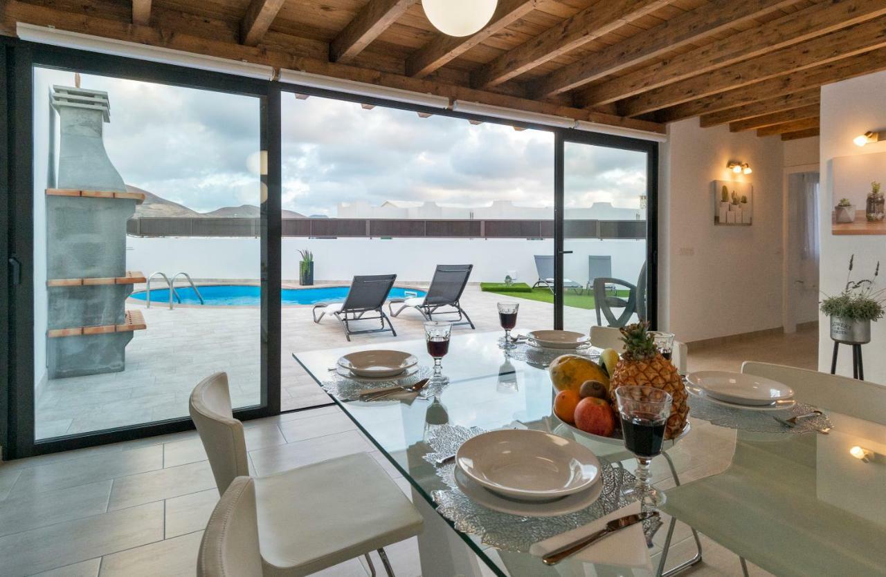 Casa Valeria Villa Тинахо Екстериор снимка