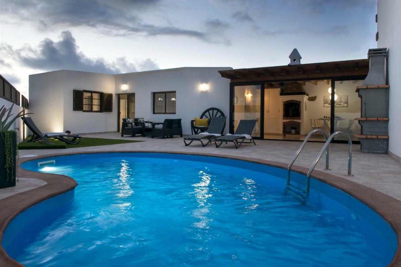 Casa Valeria Villa Тинахо Екстериор снимка